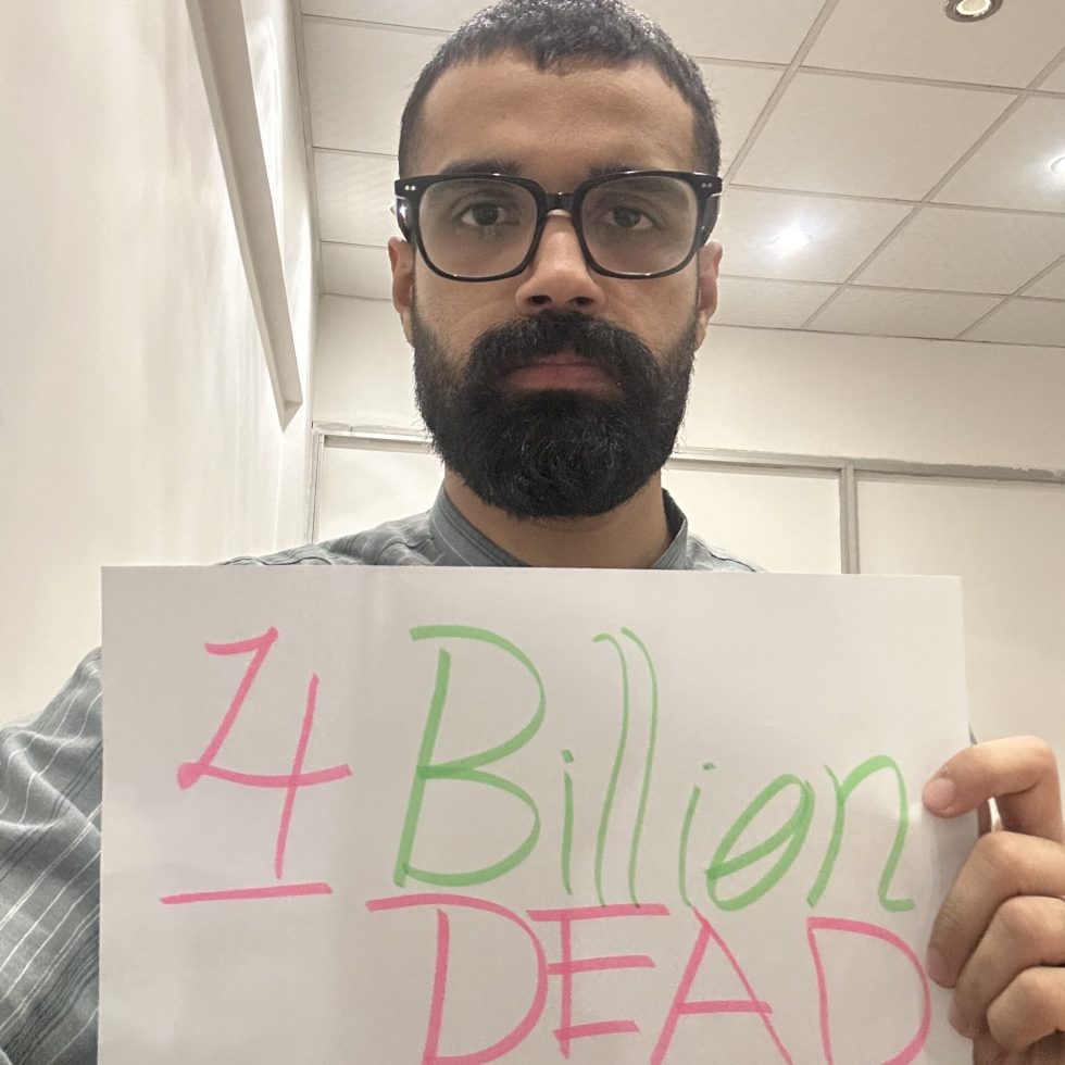 4 Billion Dead